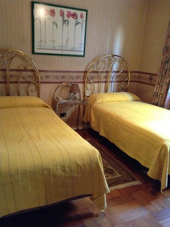 Hotel Foresta Santiago Luaran gambar