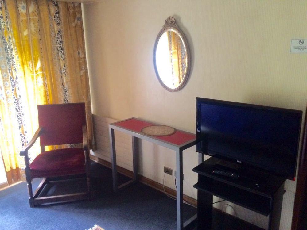 Hotel Foresta Santiago Luaran gambar