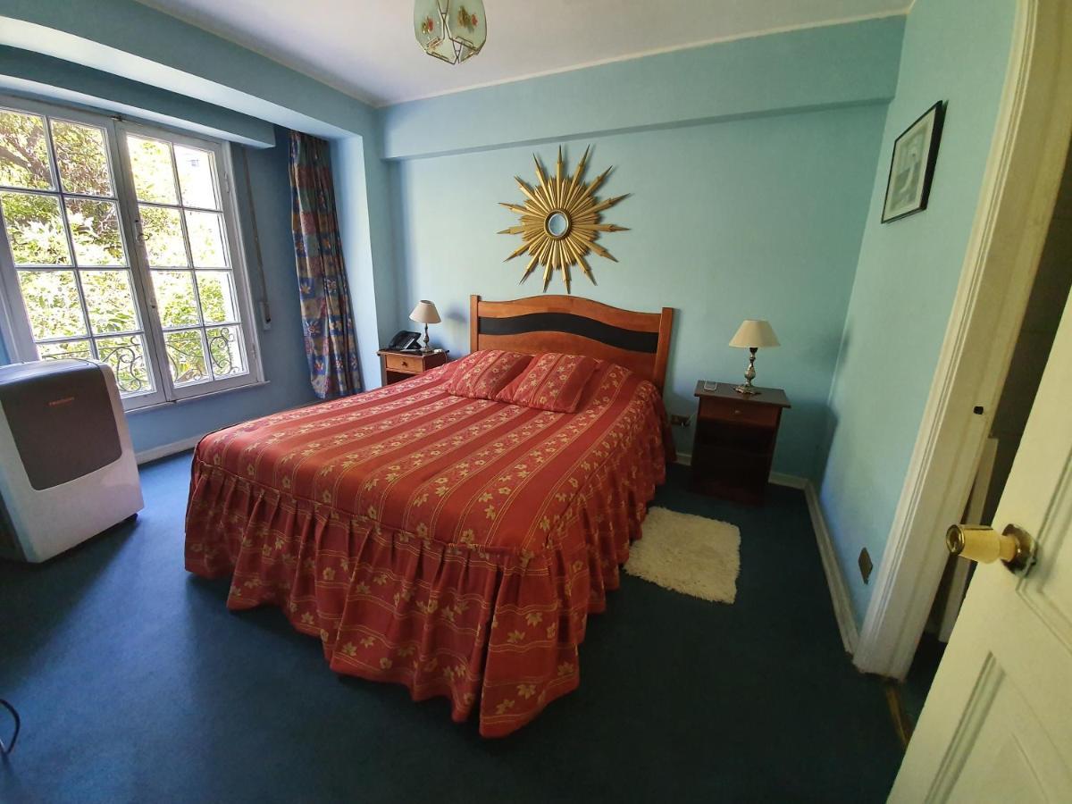 Hotel Foresta Santiago Luaran gambar
